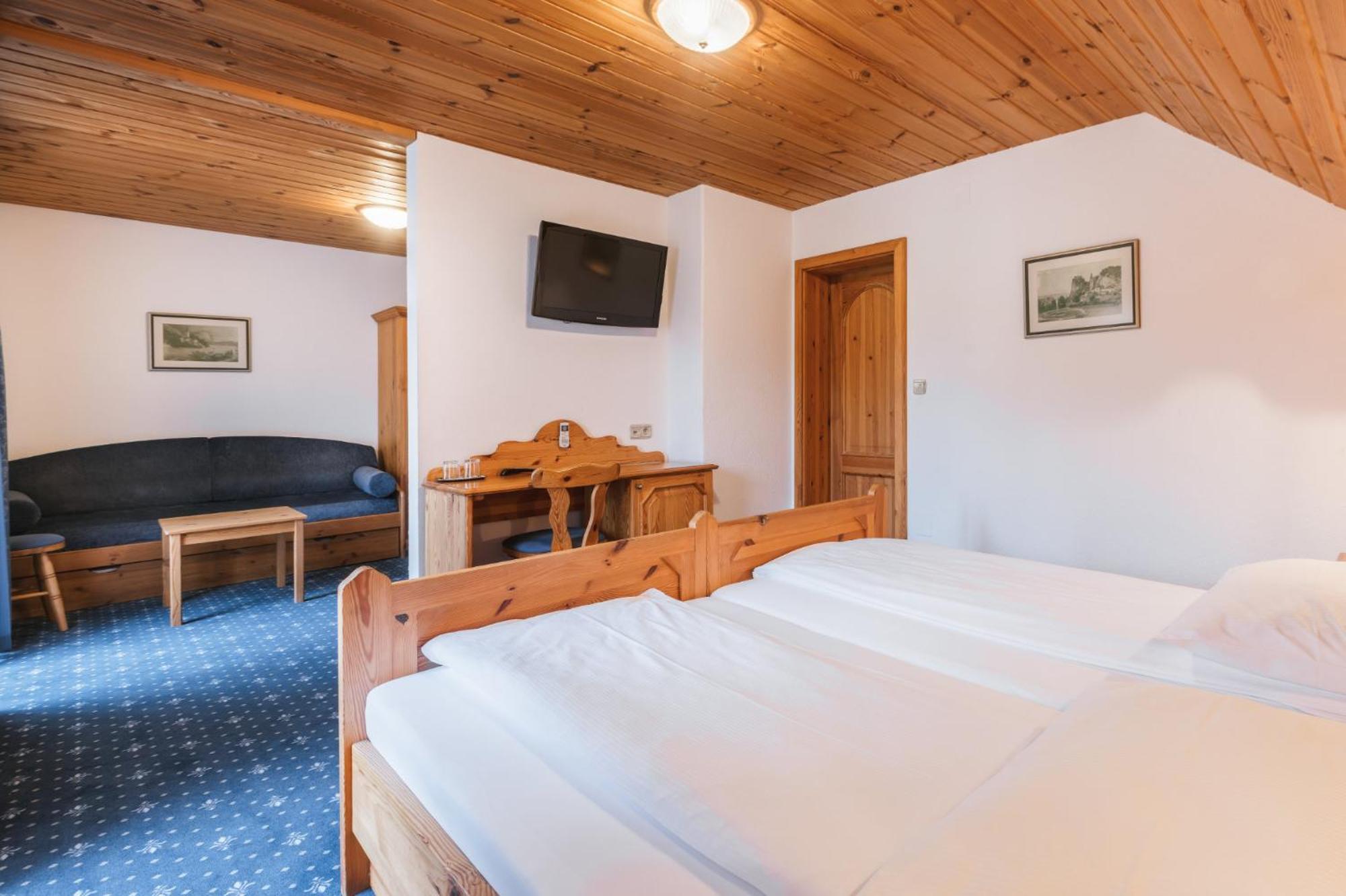 Garni Hotel Berc Блед Екстериор снимка