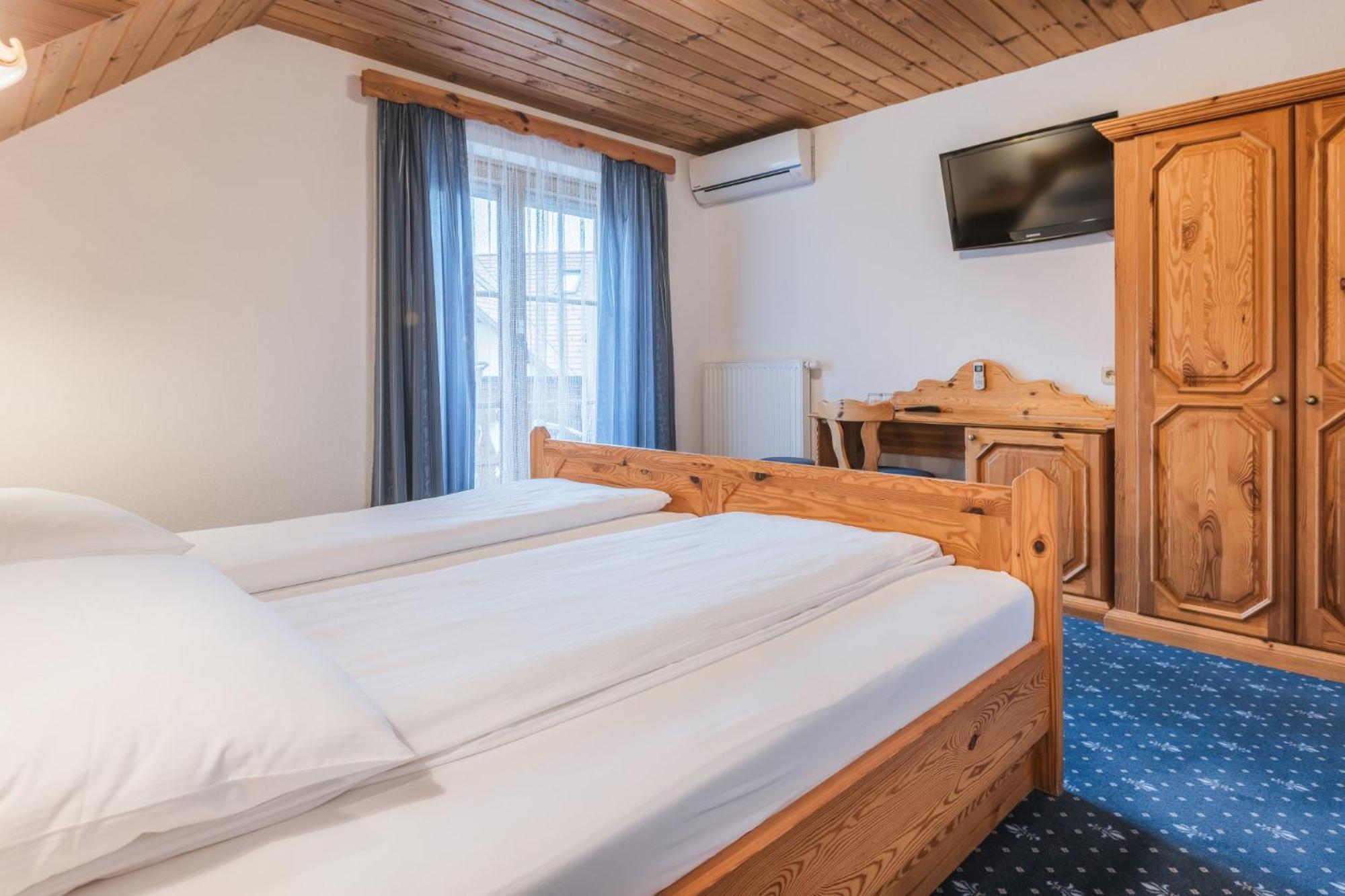 Garni Hotel Berc Блед Екстериор снимка